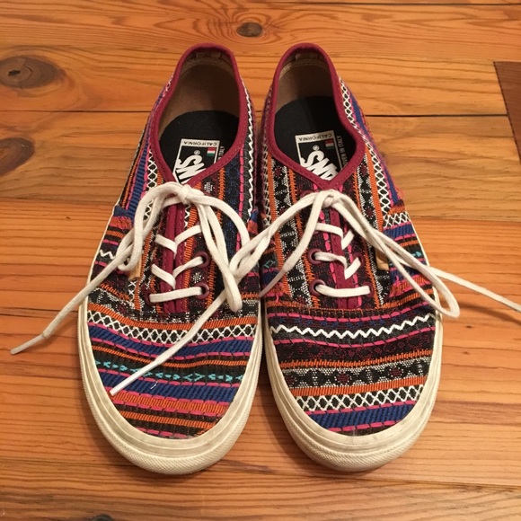 vans slip on aztec